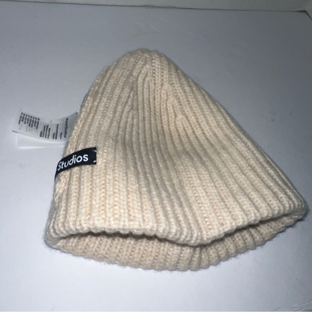 Acne Studios Pansy Beanie Kids Toddler Size 3-4 Ribbed Hat Cream Tan Wool NWOT - Picture 9 of 9